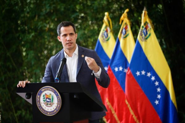 Guaidó: Queda en manos de Covax decidir si hay otra vacuna que pueda enviar al país