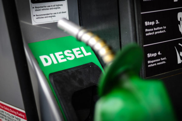 En Gaceta Oficial: Precio del diésel para el sector industrial será de US$0,32 por litro