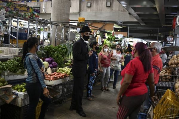 #Beatificación «Imagen viva» de José Gregorio Hernández invita a prevenir la covid-19 en Caracas