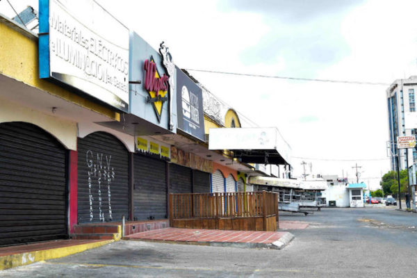 Comerciantes en Zulia denuncian en semana radical: «No podemos trabajar ni tenemos acceso para trasladarnos»