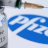 Vacuna de Pfizer protege al 70% de casos graves de ómicron