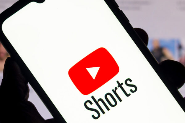 YouTube pagará US$100 millones a creadores de contenidos para competir con TikTok