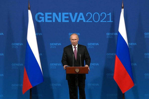 Vladimir Putin califica de ‘constructiva’ su primera cumbre con Biden