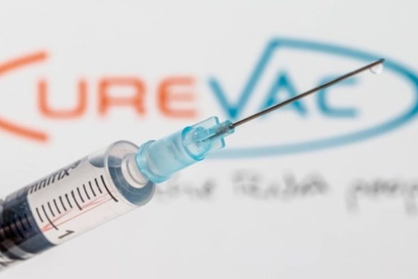 Acciones de CureVac se desploman: Su vacuna anticovid reporta eficacia de 47%