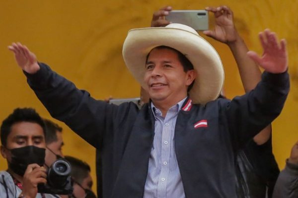 Congreso peruano aprobó nueva acusación por corrupción contra Pedro Castillo
