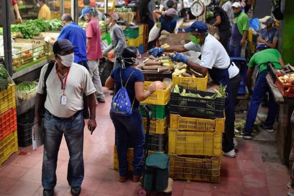 El aumento de la canasta alimentaria de los trabajadores en junio fue uno de los más bajos en seis años