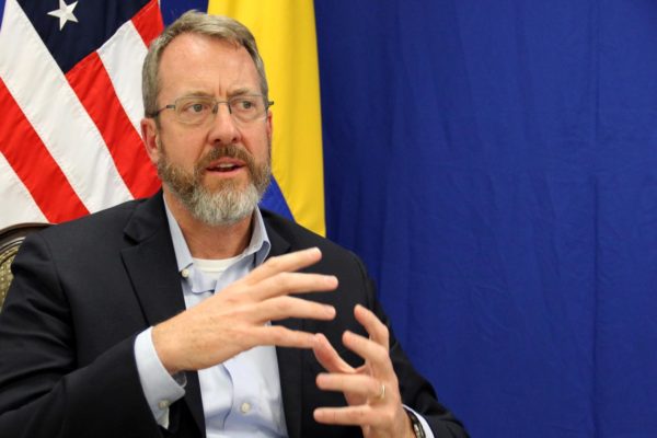 James Story: «Reapertura de la Embajada de EEUU en Caracas depende del diálogo en México»