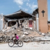 Aumentan a más de 2.200 víctimas fatales del terremoto en Haití