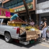 ‘Se gana más en la calle’: el trabajo informal gana terreno en una Venezuela en crisis