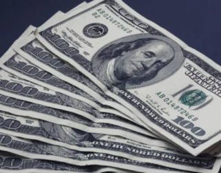 Dólar paralelo baja otro 0,55% este #1Feb y cierra en 4,64 bolívares
