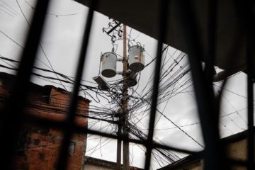Denuncian fuerte &laquo;baj&oacute;n&raquo; el&eacute;ctrico en Caracas y otros estados del pa&iacute;s este 22 de julio