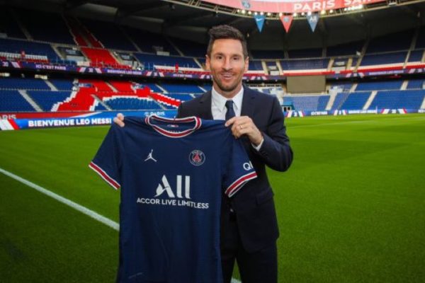 PSG confirma que el salario de Lionel Messi incluirá criptomonedas