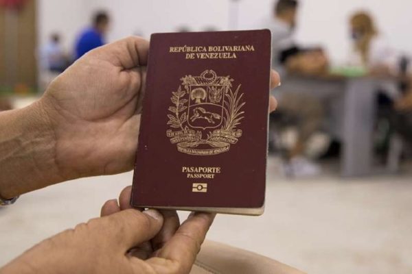 Saime anuncia que además de trámites de cedulación atenderá citas por pasaporte en semanas radicales