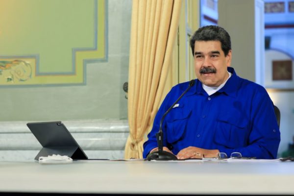 Maduro anuncia posible flexibilización económica para noviembre y diciembre