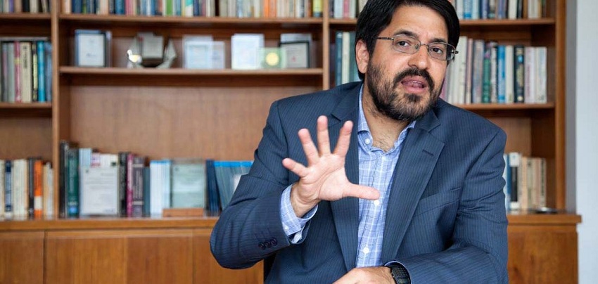 Asdrúbal Oliveros considera que el nuevo ajuste fiscal del gobierno de Maduro responde a la necesidad de recibir dinero 