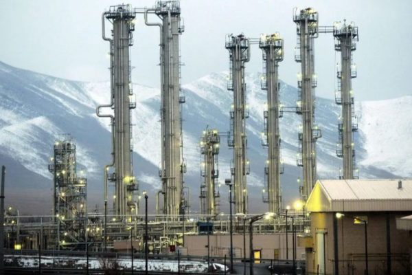 OIEA advierte que Irán aumenta sus reservas de uranio enriquecido a niveles muy superiores a los permitidos