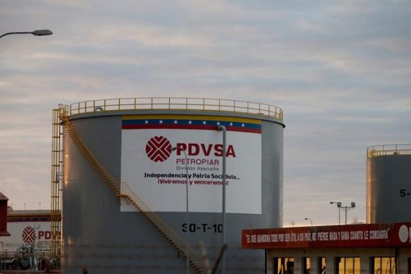 Pdvsa usará condensado iraní para reactivar las tres mayores empresas mixtas de la Faja del Orinoco