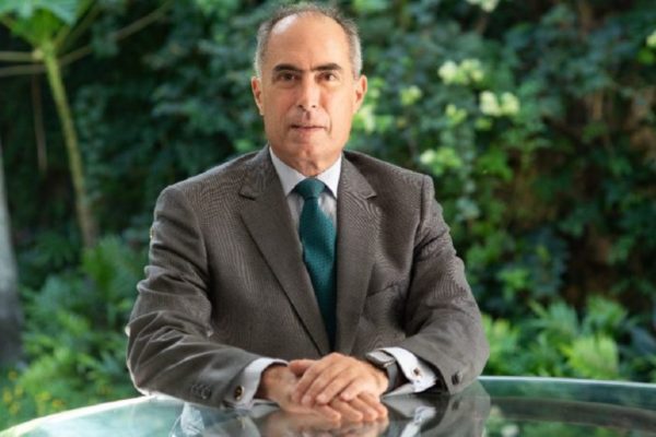 Roberto Picón renunció a su cargo como rector principal del CNE