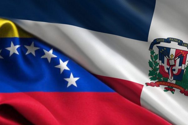 Cancelan exposición sobre venezolanos en Dominicana por amenazas