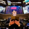 Wall Street cierra en rojo y Dow Jones baja 0,25 % tras víspera de récord