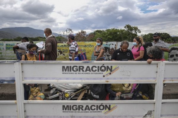 «¡Que se abra rápido!»: frontera colombo-venezolana aún aguarda la reapertura