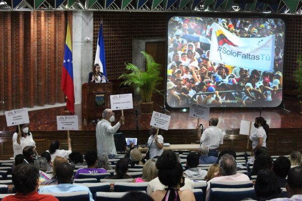 Encuentro de líderes sociales UCAB | Rector Virtuoso: venezolanos no queremos comunas sino vivir en comunidad