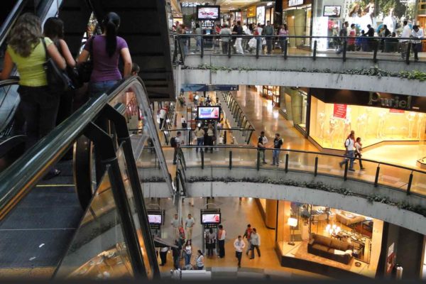 Centros Comerciales se preparan para el Black Friday