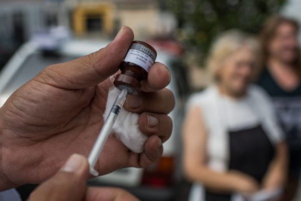Fiebre amarilla en Venezuela: OMS sugiere vacunación tras confirmar brote