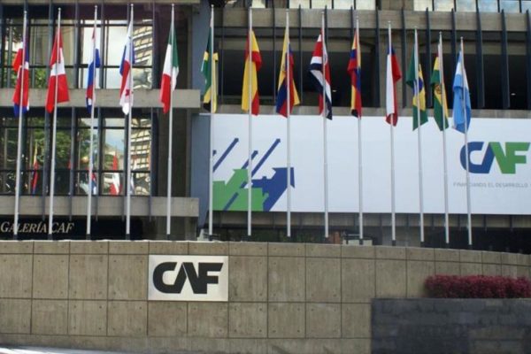 CAF destinará 25.000 millones de dólares para impulsar el crecimiento verde