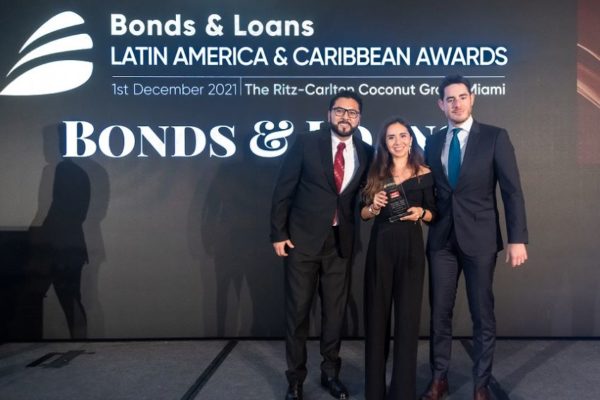 Coca-Cola FEMSA recibió premio Bonds & Loans por su primera emisión de bonos verdes