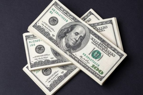 Dólar paralelo retrocede otro -1,08% y cierra en Bs.5,65 este #14Jun