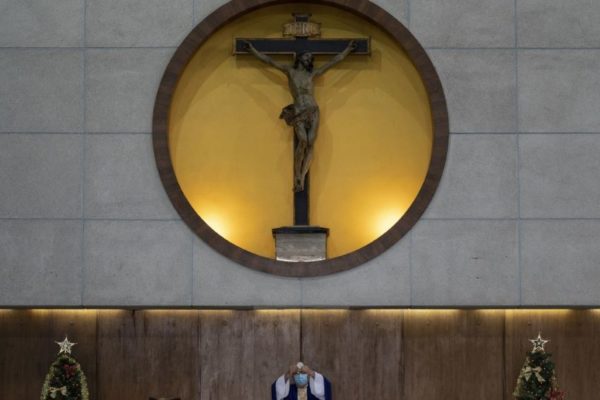 Sacerdotes son personal de riesgo: la #COVID19 ataca con dureza a la Iglesia venezolana