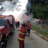 Reportan incendio de gandolas con combustible en Fuerte Tiuna este #7Ene