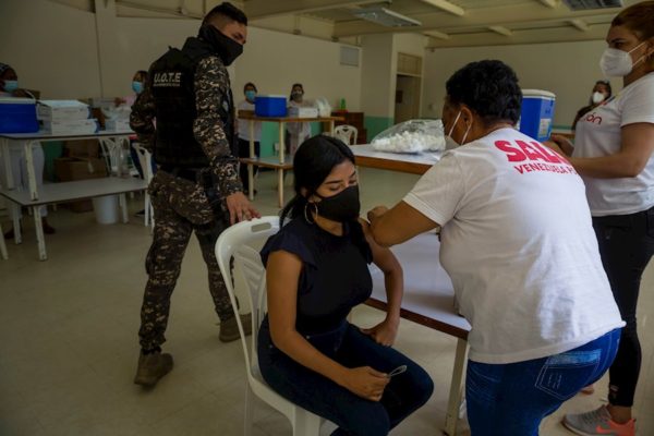 Venezuela suma 287 casos más de covid-19