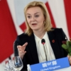 Modificó el plan económico: Liz Truss destituyó al ministro de Finanzas británico para intentar salvar su cargo