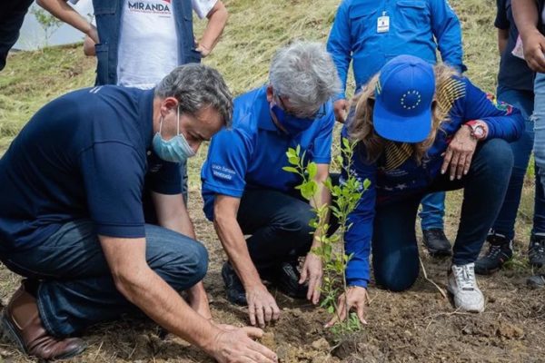 UE, FAO y Venezuela firman convenio para el desarrollo de la agricultura