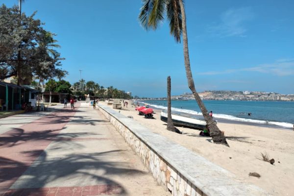 Rutas y tarifas para el traslado de temporadistas a las playas de Anzoátegui