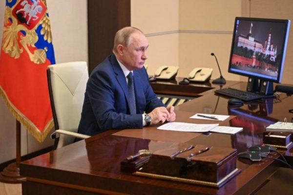 Putin dice a la UE que levante sanción sobre Nord Stream 2 si le urge el gas