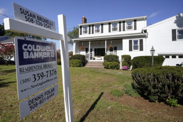 La venta de viviendas de segunda mano en EEUU cayó un 7,2 % en febrero