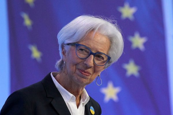 Aumento de tasas de interés no frenará precio de la energía, advierte Lagarde