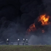 Rusia bombardea una refinería de petróleo en el este de Ucrania