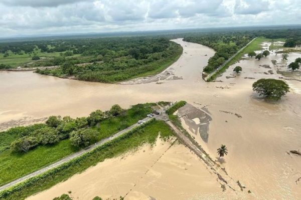 En peligro 100.000 hectáreas productivas del sur del Lago de Maracaibo por grandes inundaciones