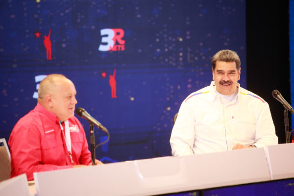 Maduro y Diosdado alinean sus discursos contra la corrupción y las mafias en plenaria del PSUV