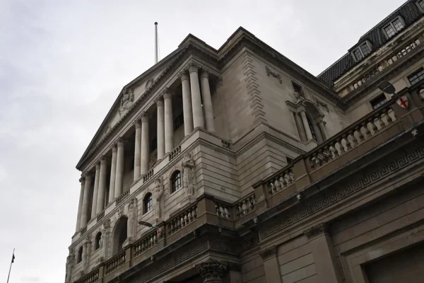 Banco de Inglaterra extiende la compra de bonos del Tesoro ante las turbulencias del mercado