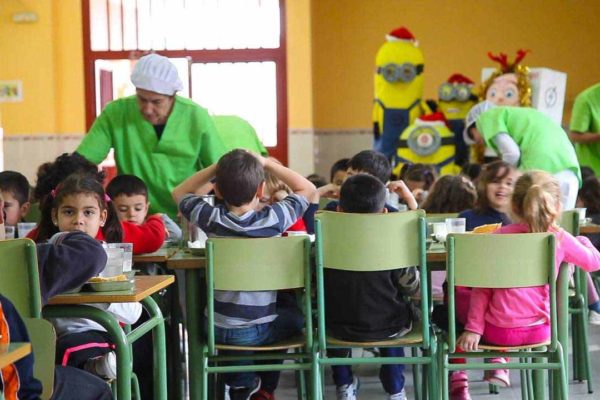 Programa ‘Lonchera de mi hijo’ de la Sociedad Anticancerosa llega a las escuelas