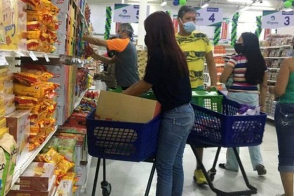 Ventas de supermercados pueden aumentar 7% este año pero en mayo retrocedieron