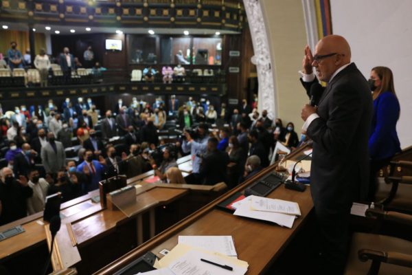 Jorge Rodríguez solicitó elaborar leyes complementarias a la LOTTT antes de julio