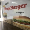 La cadena TropiBurger regresó con tres locales en Caracas