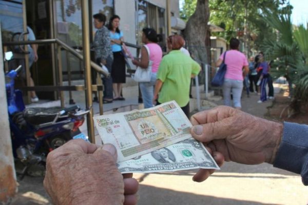 Cuba creció 1,8 % en 2022, lejos del 4 % pronosticado por el Gobierno