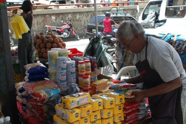 Cedice: Consumo promedio de una familia venezolana costó 513,81 dólares del 1 al 15 de enero